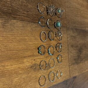 BNWP silver stackable rings 18pc set